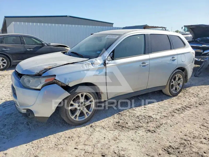 2014 Mitsubishi OUTLANDER фото
