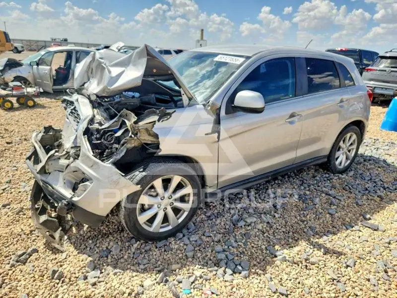 2014 Mitsubishi OUTLANDER фото