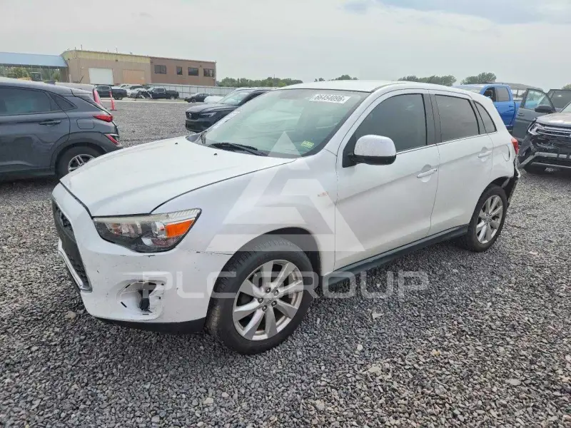 2014 Mitsubishi OUTLANDER фото