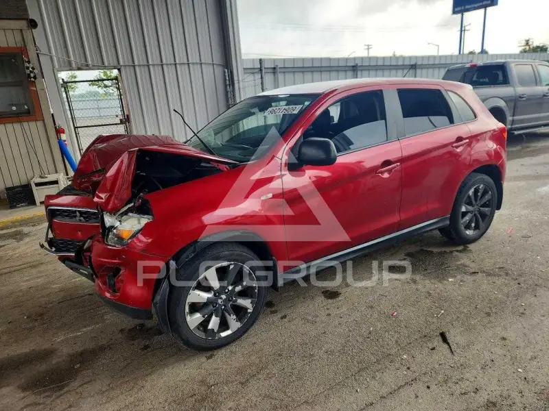 2014 Mitsubishi OUTLANDER photo