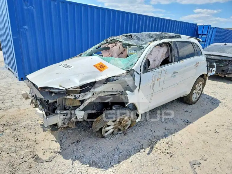 2014 Mitsubishi OUTLANDER photo