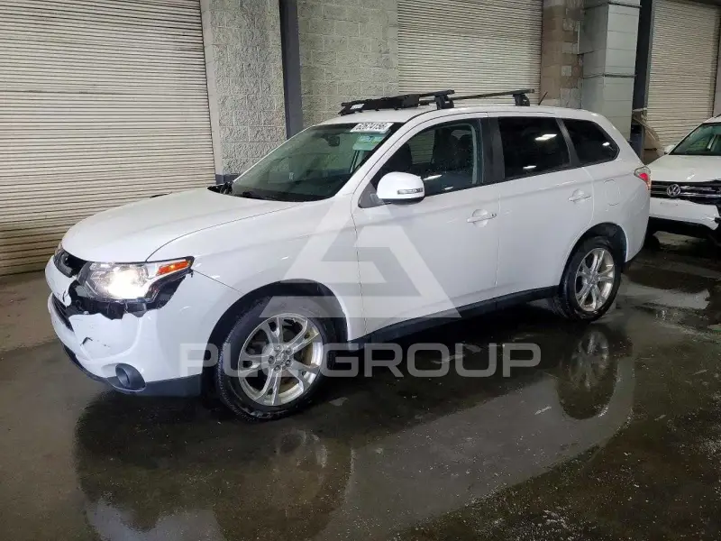2014 Mitsubishi OUTLANDER фото