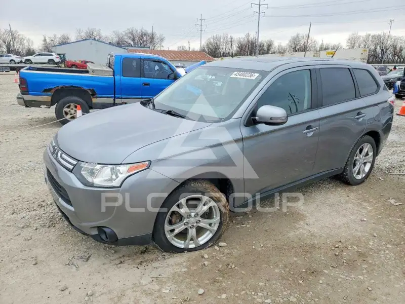 2014 Mitsubishi OUTLANDER photo