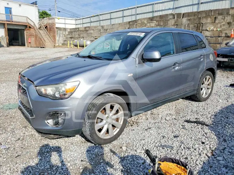 2014 Mitsubishi OUTLANDER фото