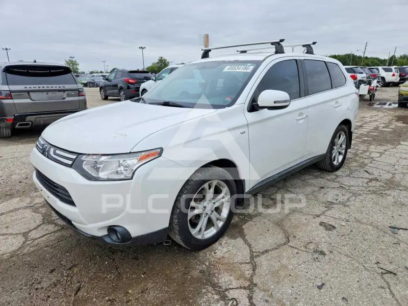 2014 Mitsubishi OUTLANDER фото
