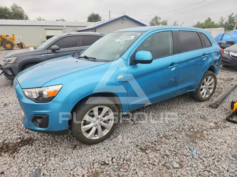 2014 Mitsubishi OUTLANDER фото