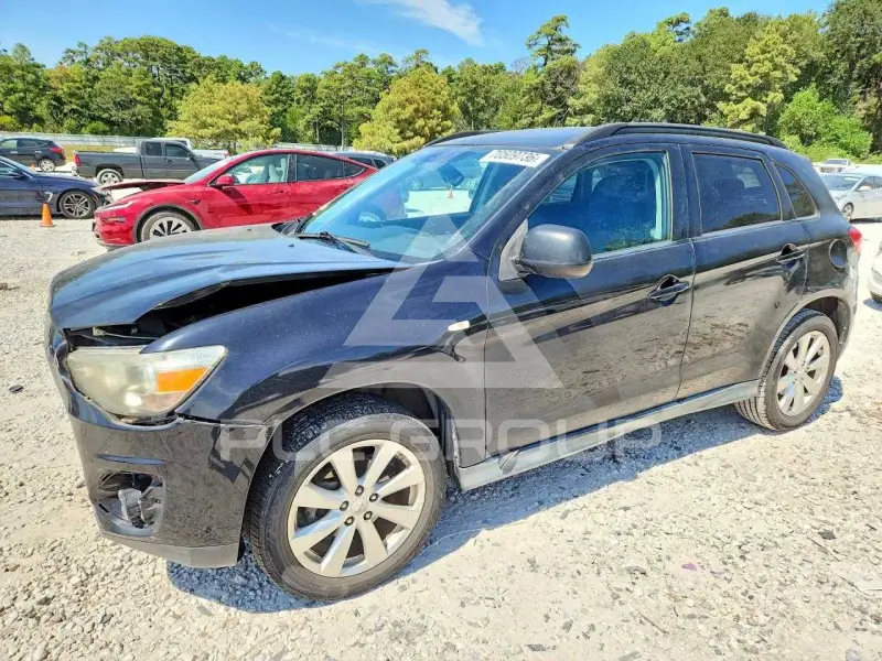 2014 Mitsubishi OUTLANDER фото