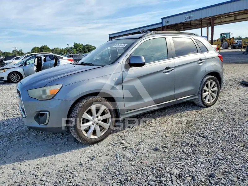 2014 Mitsubishi OUTLANDER фото