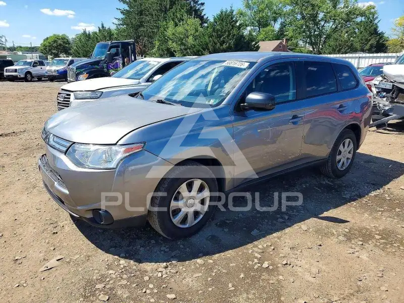 2014 Mitsubishi OUTLANDER фото