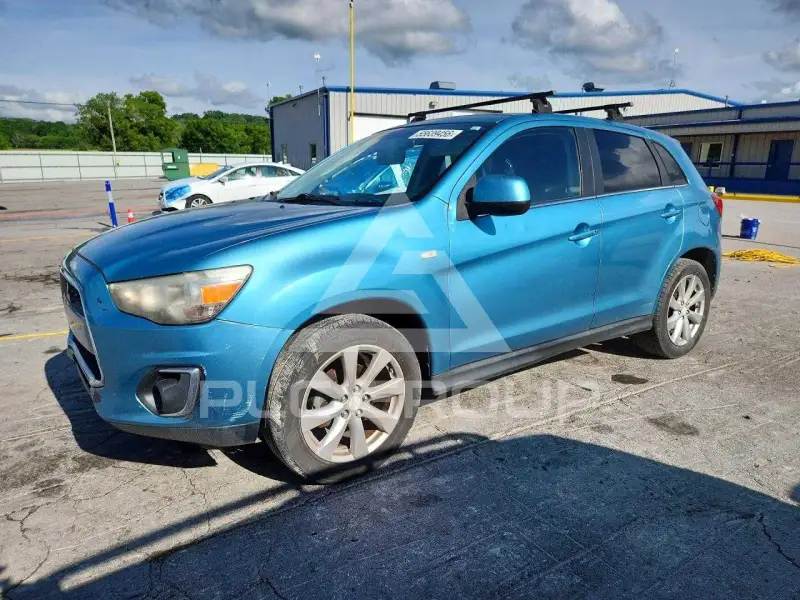 2014 Mitsubishi OUTLANDER фото