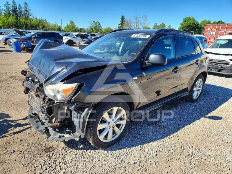 2014 Mitsubishi OUTLANDER фото
