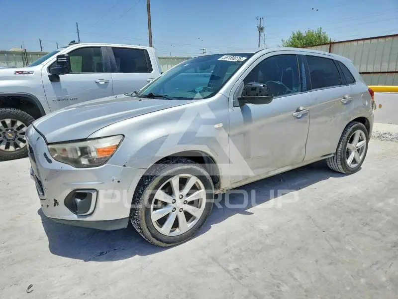2014 Mitsubishi OUTLANDER photo
