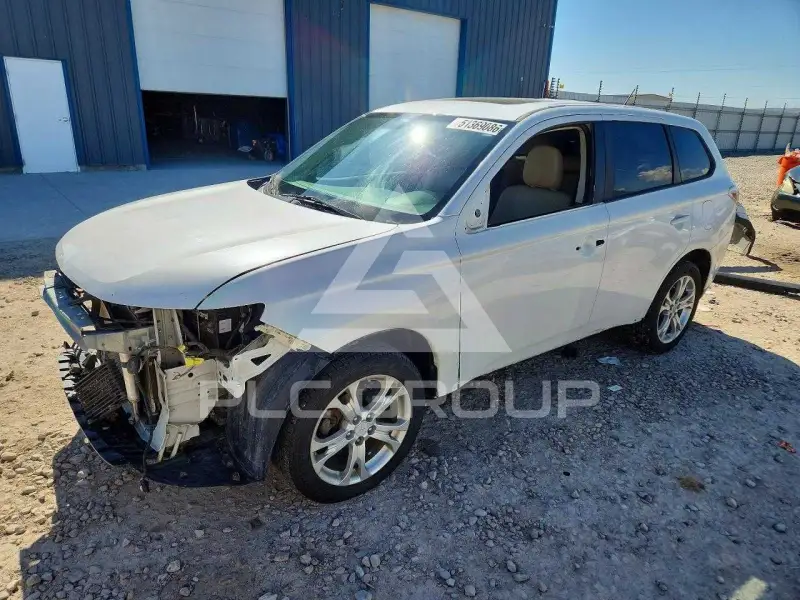 2014 Mitsubishi OUTLANDER фото