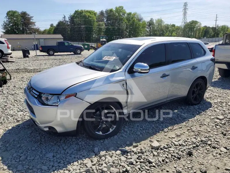 2014 Mitsubishi OUTLANDER photo