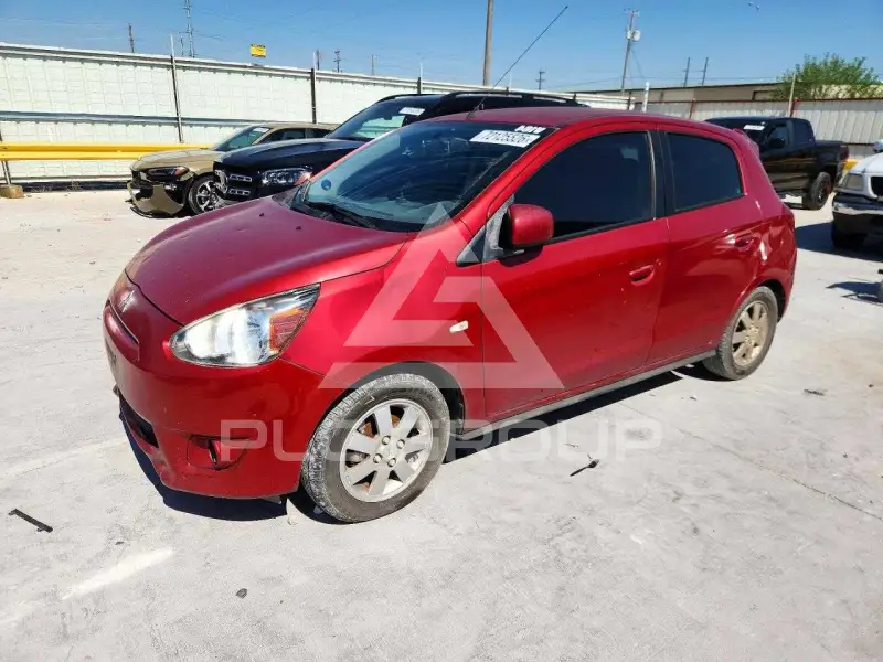 2014 Mitsubishi MIRAGE photo