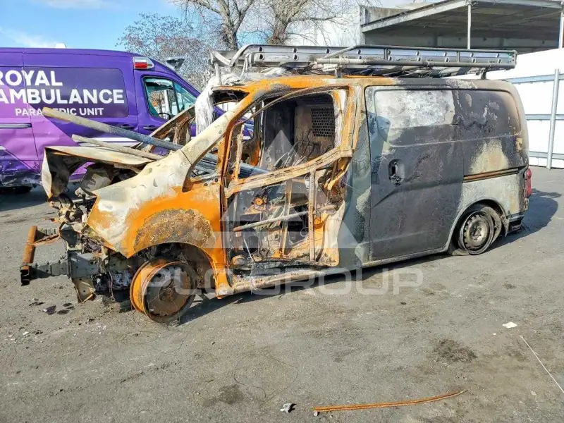 2014 Nissan NV 200 фото