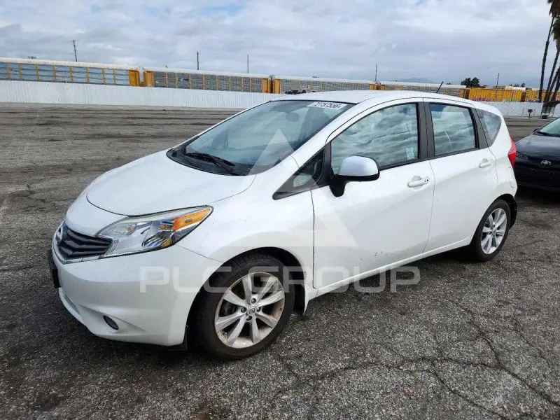 2014 Nissan VERSA фото