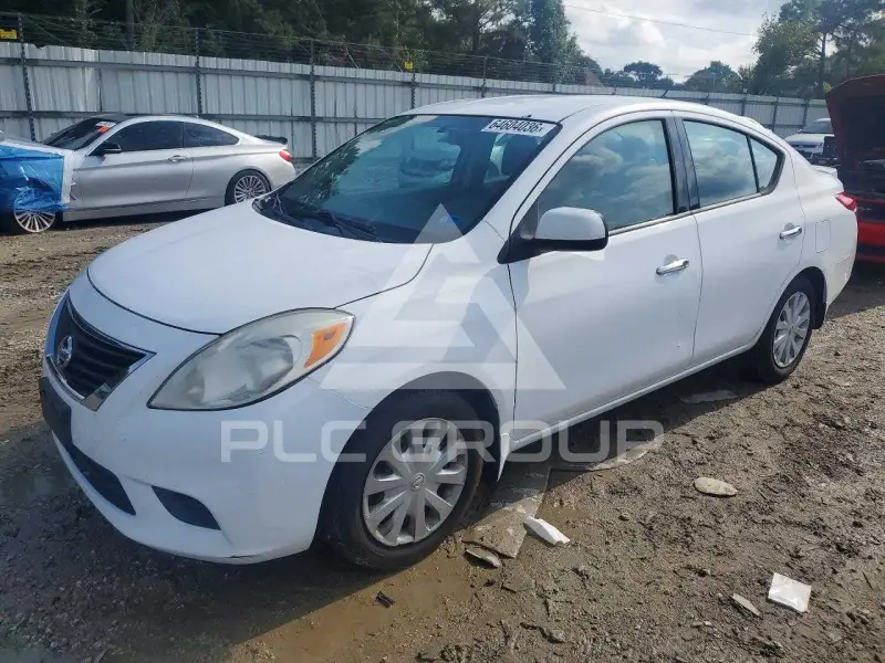 2014 Nissan VERSA фото