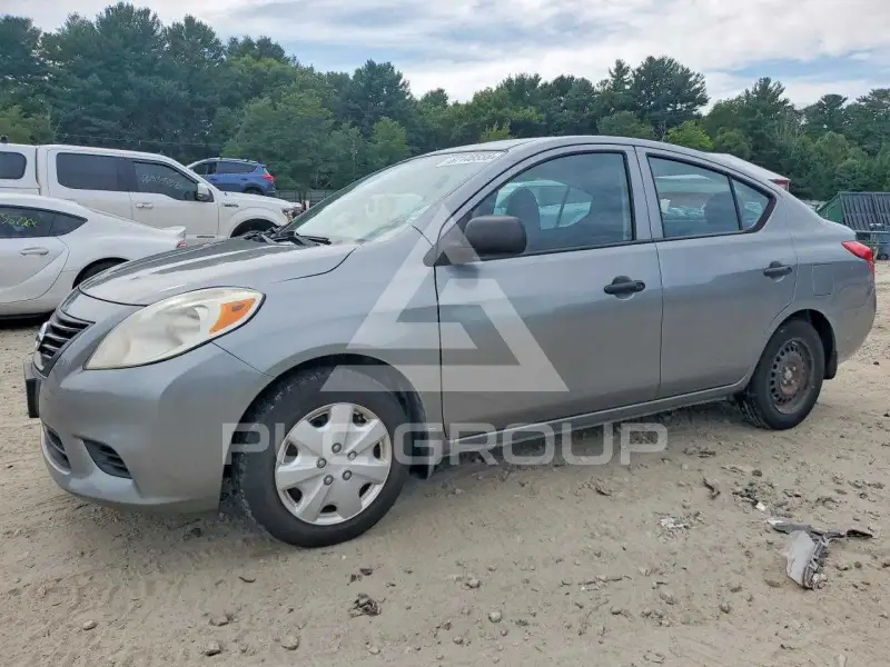 2014 Nissan VERSA фото
