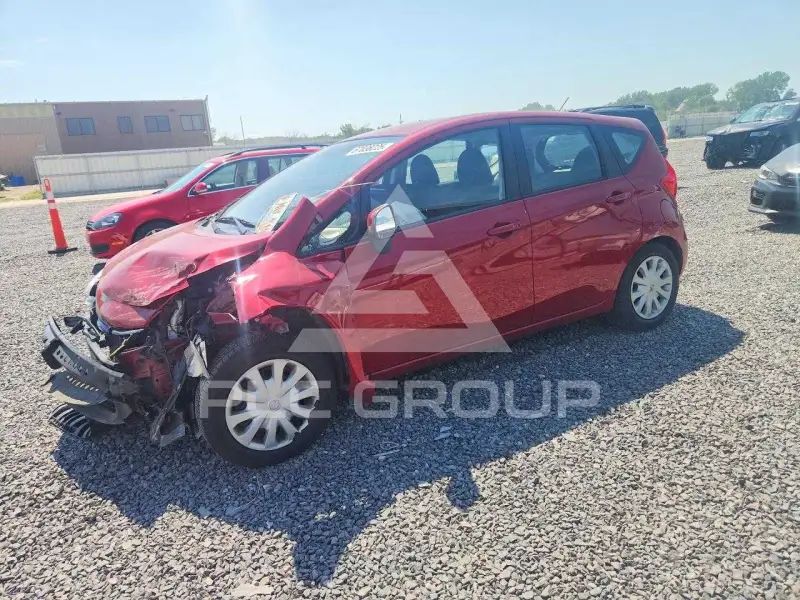 2014 Nissan VERSA photo