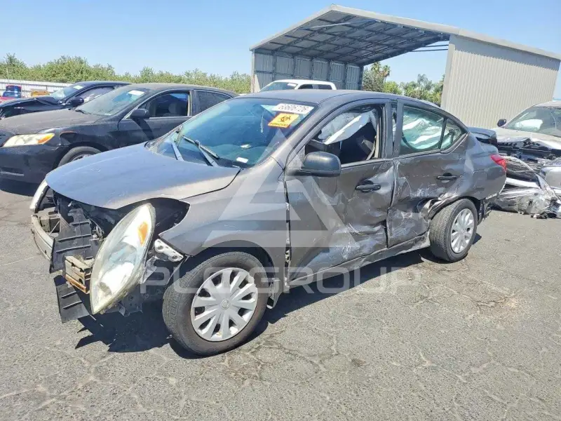 2014 Nissan VERSA фото