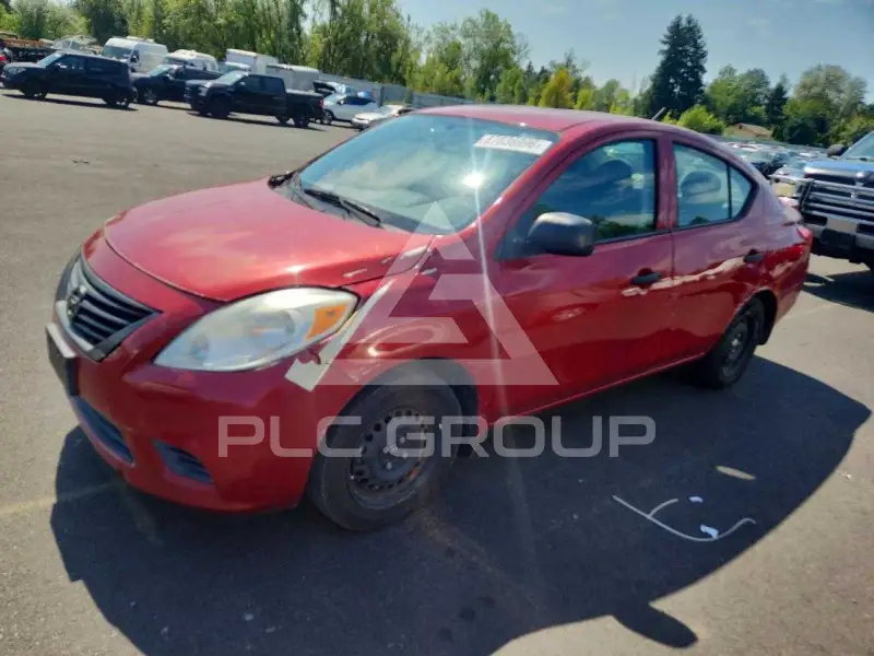 2014 Nissan VERSA photo