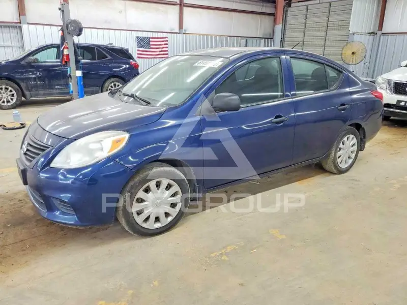 2014 Nissan VERSA photo