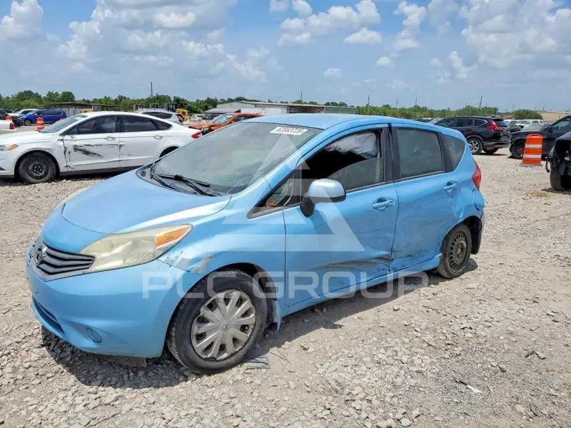 2014 Nissan VERSA photo