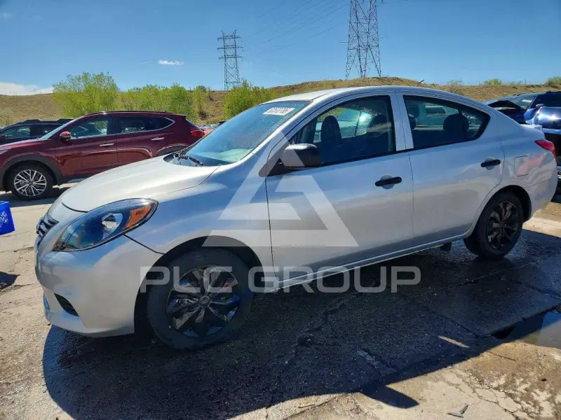 2014 Nissan VERSA фото