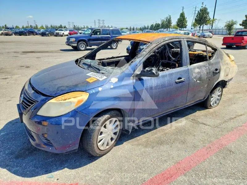 2014 Nissan VERSA фото