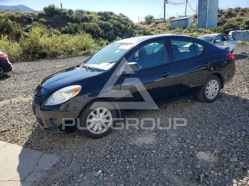 2014 Nissan VERSA фото