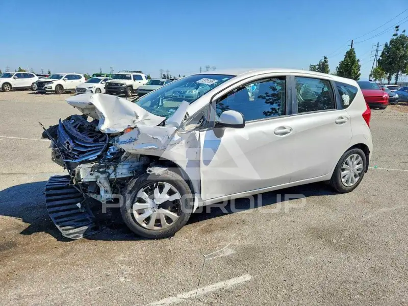 2014 Nissan VERSA photo