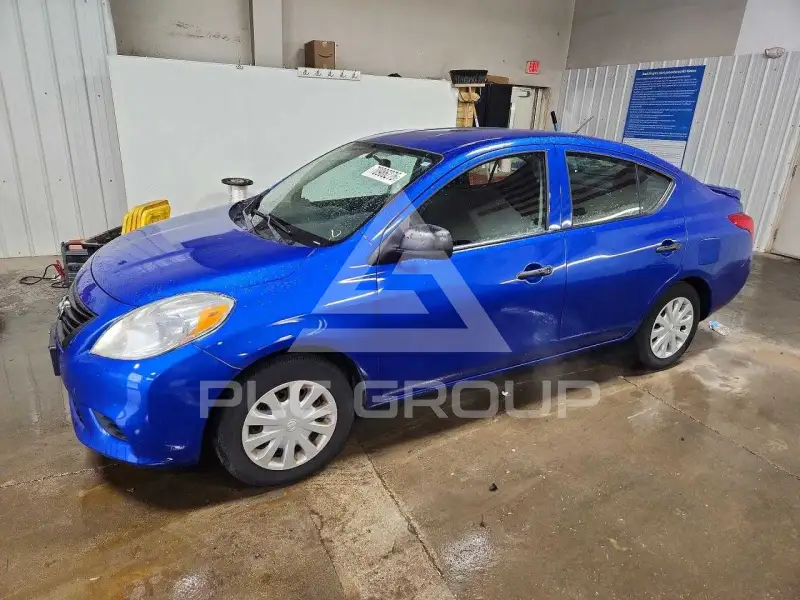 2014 Nissan VERSA фото