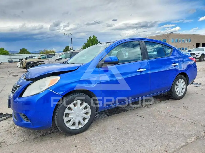 2014 Nissan VERSA фото