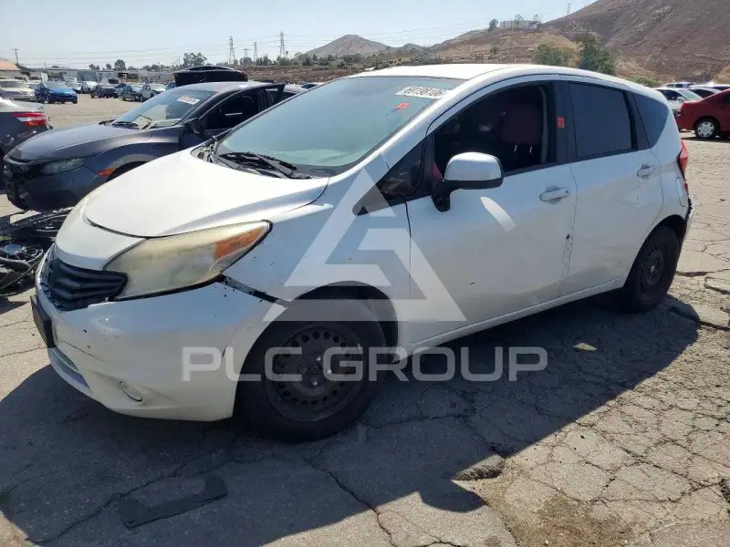 2014 Nissan VERSA фото