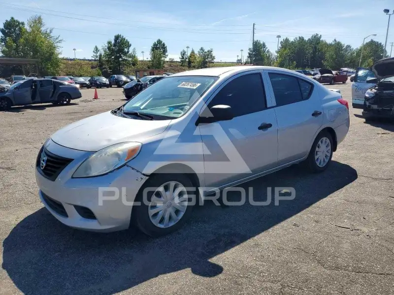 2014 Nissan VERSA фото