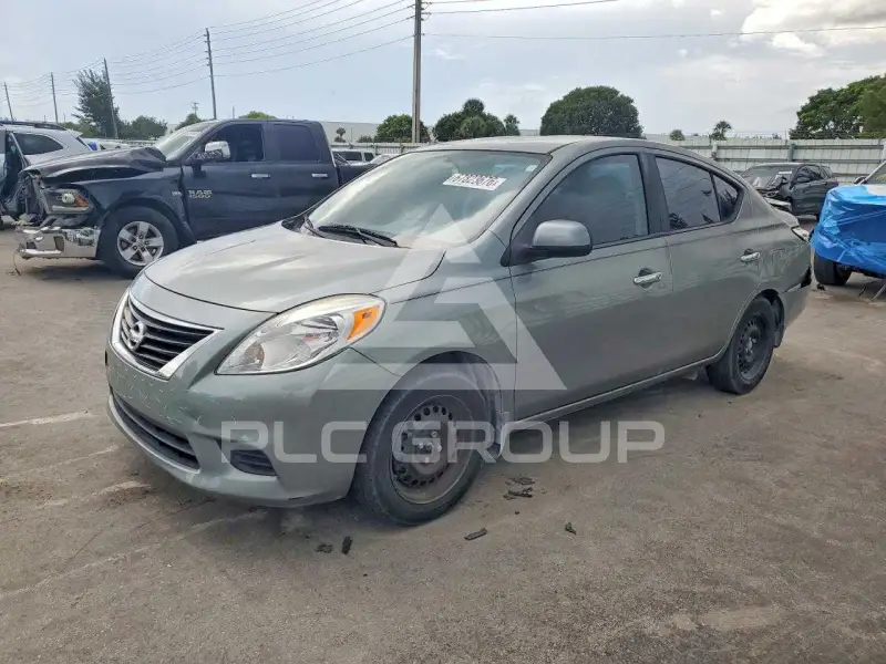 2014 Nissan VERSA фото