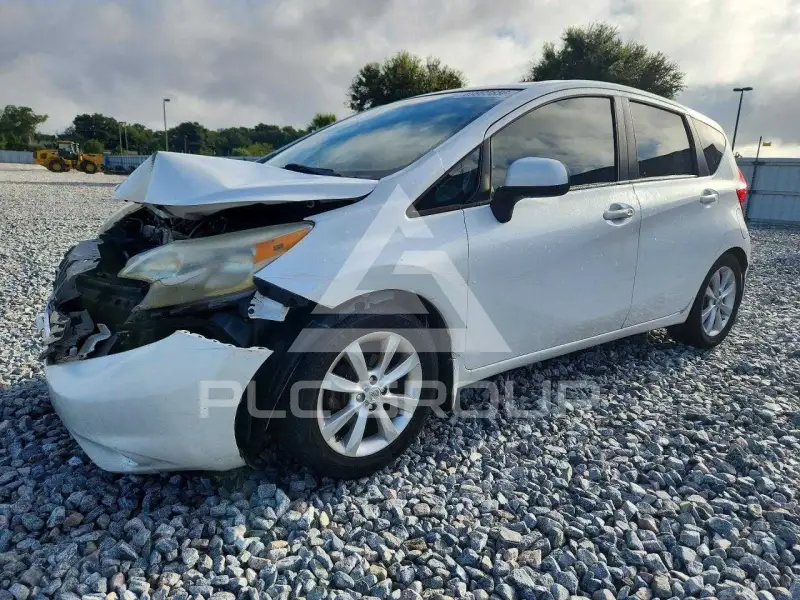 2014 Nissan VERSA фото