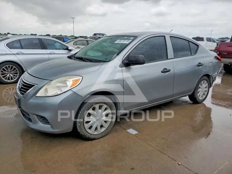 2014 Nissan VERSA фото