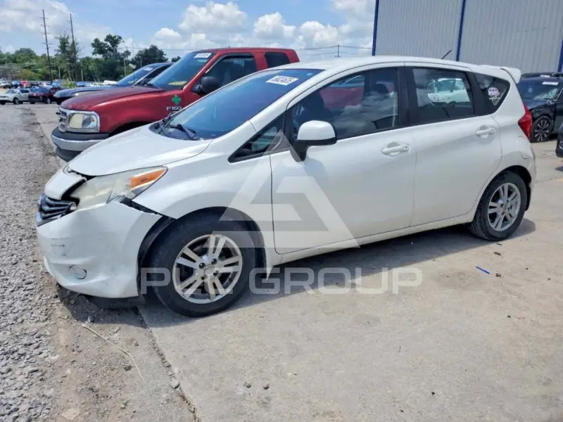 2014 Nissan VERSA фото
