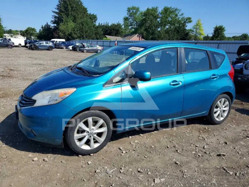 2014 Nissan VERSA photo