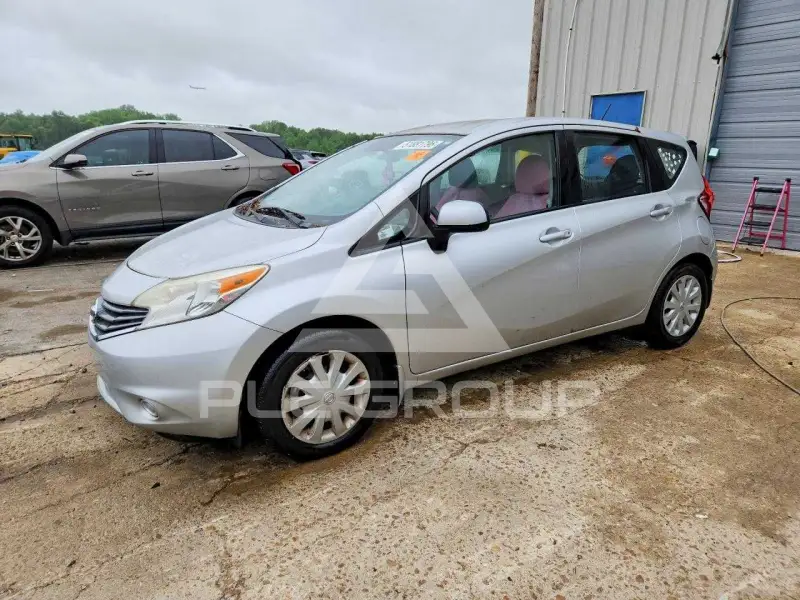 2014 Nissan VERSA photo