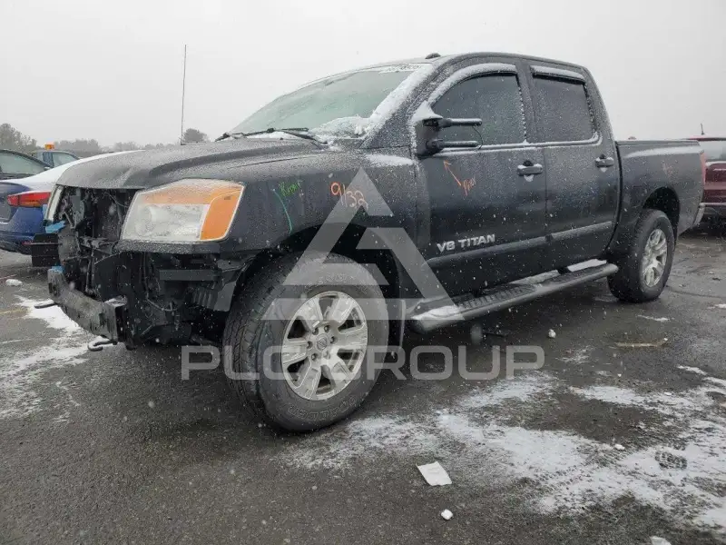 2014 Nissan TITAN фото