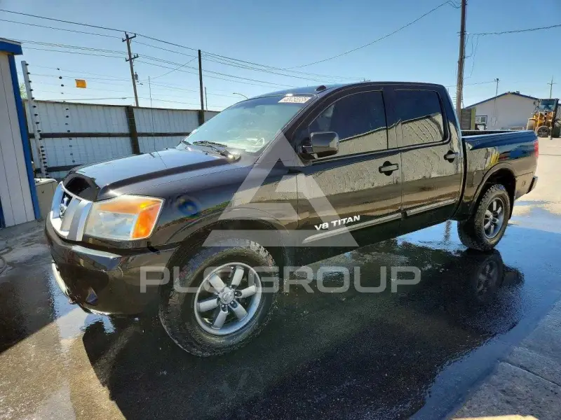 2014 Nissan TITAN фото