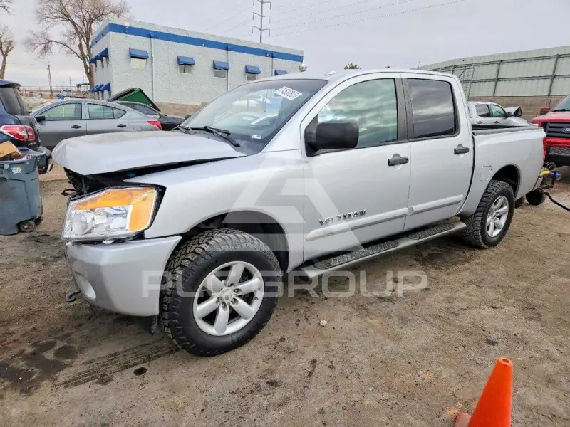 2014 Nissan TITAN фото