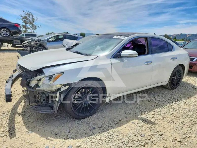 2014 Nissan MAXIMA photo
