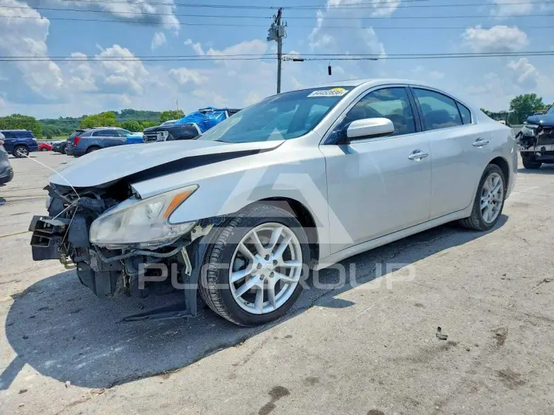 2014 Nissan MAXIMA photo