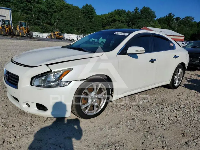 2014 Nissan MAXIMA photo