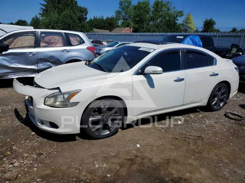 2014 Nissan MAXIMA photo