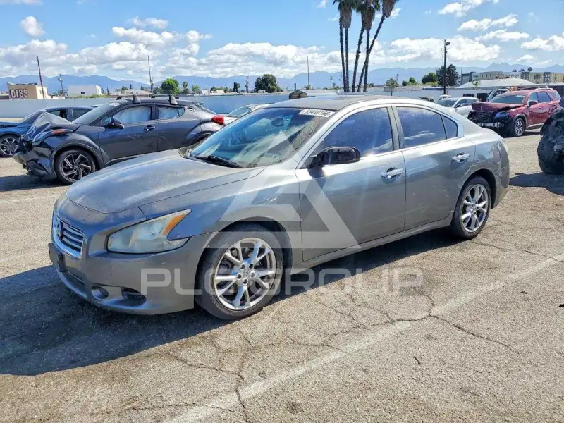 2014 Nissan MAXIMA photo
